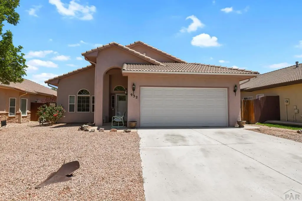 932 Pinecrest Dr, Pueblo, CO 81005 - #1