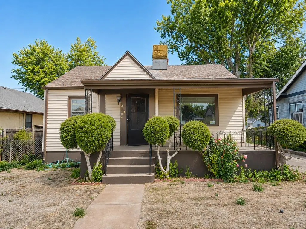 2104 Spruce St, Pueblo, CO 81004 - #1