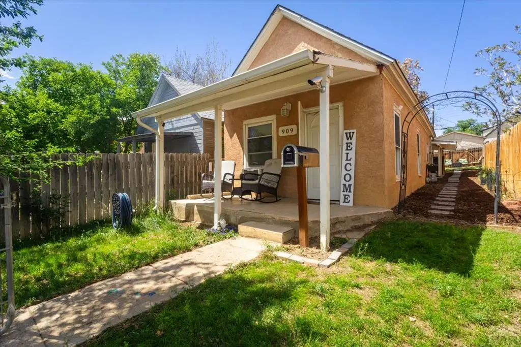 909 E 5th St, Pueblo, CO 81001 - #1