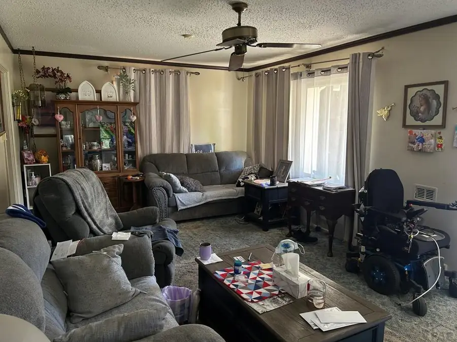 2312 Cortez Rd, Pueblo, CO 81003 - #2