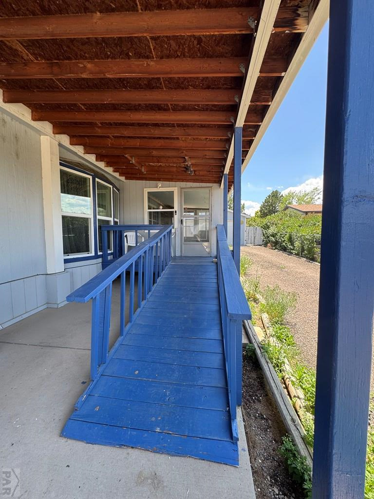 232 E Rolling Hills Dr, Pueblo, CO 81007 - #3
