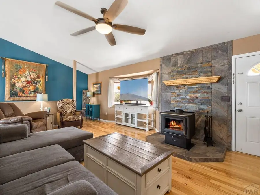 675 E Mcclave Dr, Pueblo, CO 81007 - #3