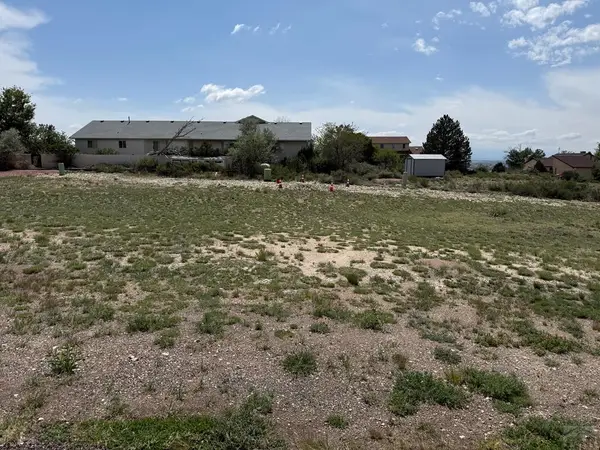 821 S Dogwood Dr, Pueblo West, CO 81007