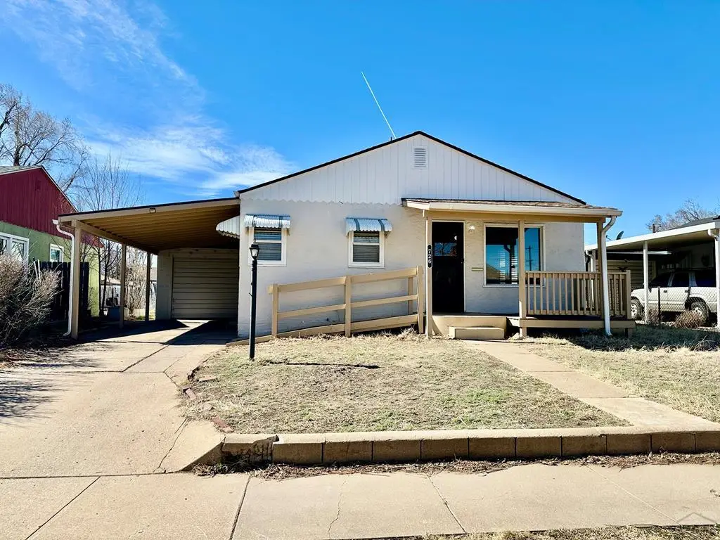 726 W Corona Ave, Pueblo, CO 81004 - #1