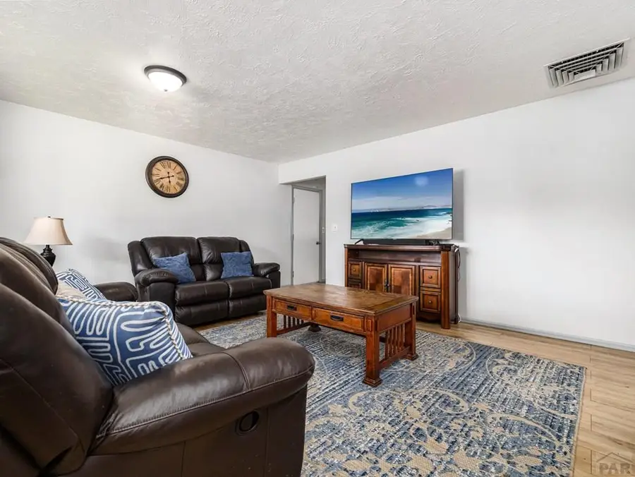 635 E Autumn Dr, Pueblo West, CO 81007 - #3