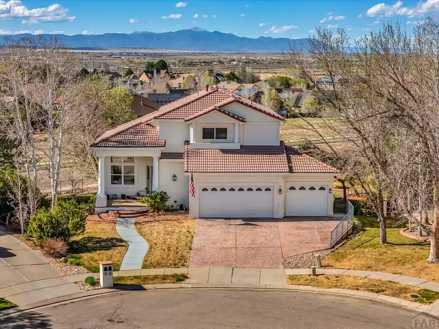 4 St. Andrews Ct., Pueblo, CO 81001 - #2