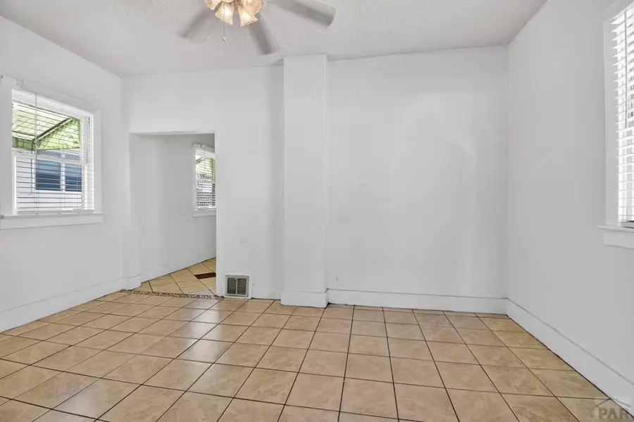 1229 E Routt Ave, Pueblo, CO 81004 - #3