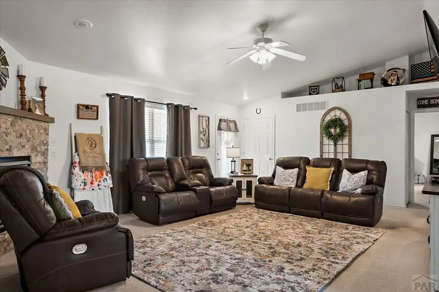 319 W Blue Jay Place, Pueblo West, CO 81007 - #2