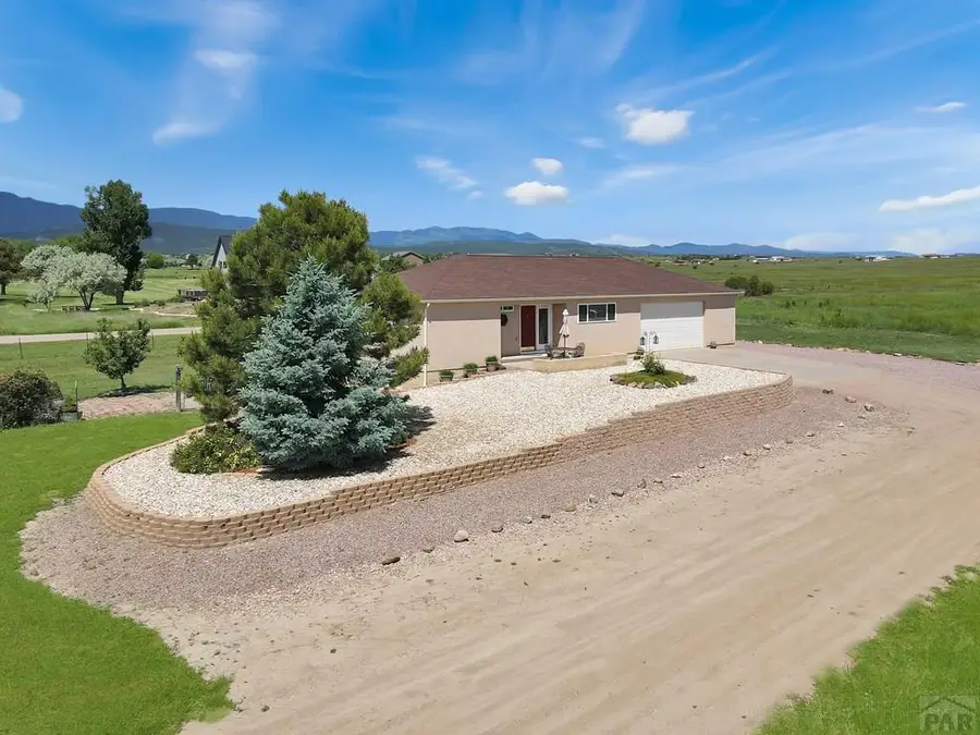 4480 Sandy Creek Dr, Colorado City, CO 81019 - #3