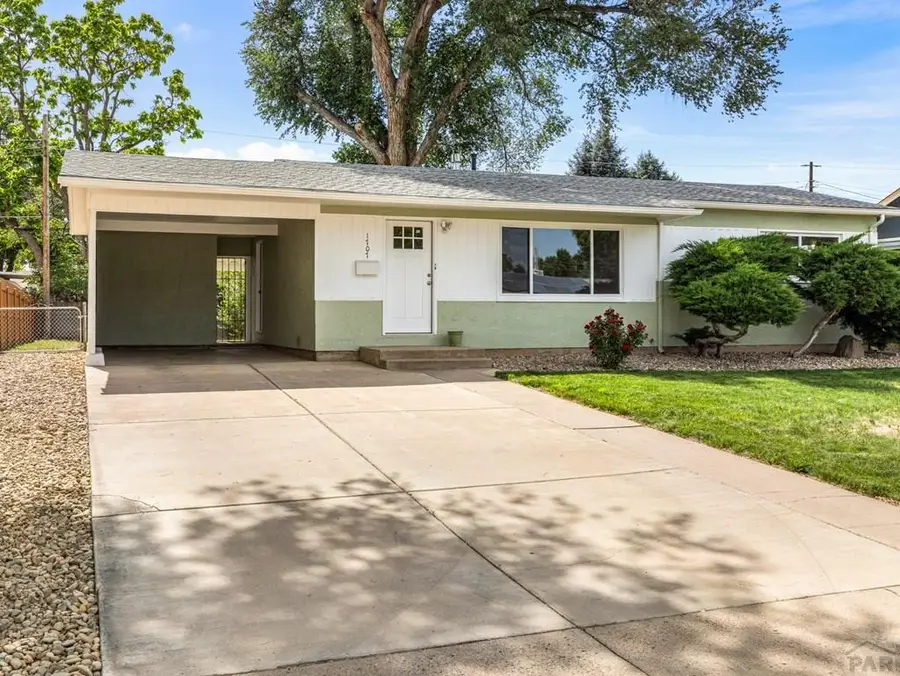 1707 Englewood Dr, Pueblo, CO 81005 - #2