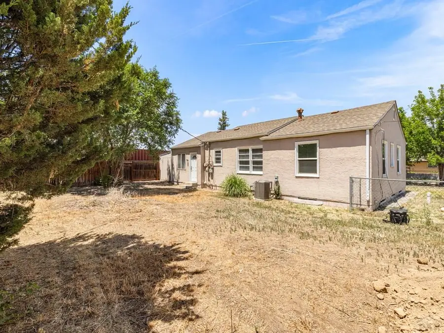 1001 Kiowa St., Pueblo, CO 81006 - #3