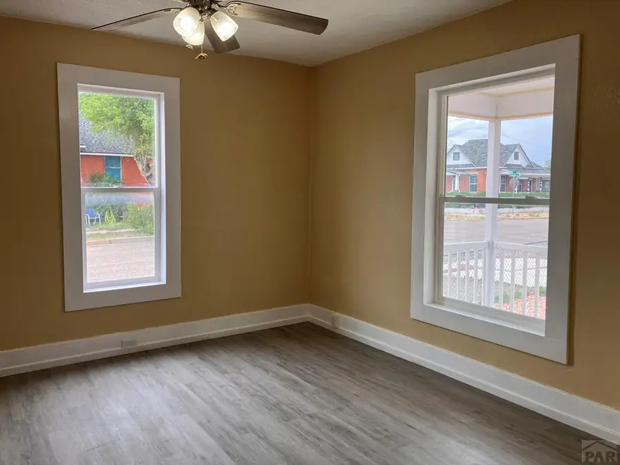 402 Lincoln Ave, La Junta, CO 81050 - #3
