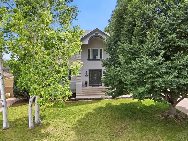 26 Altadena Dr, Pueblo, CO 81005
