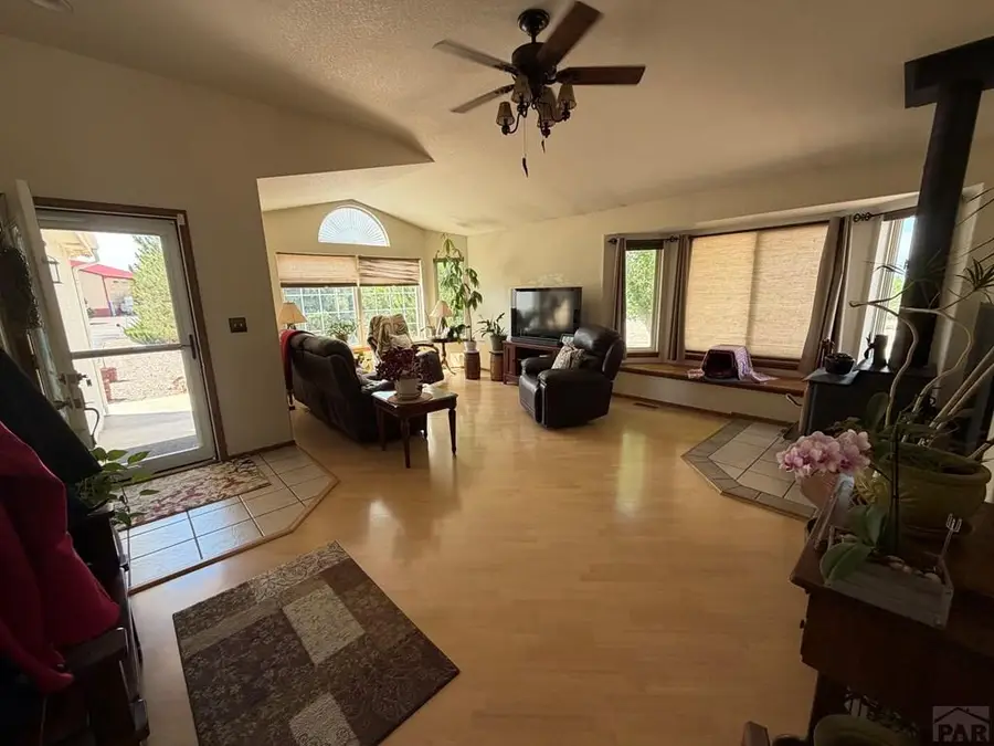 431 W Bywood Dr, Pueblo West, CO 81007 - #3