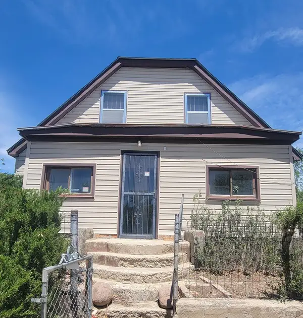 608 W 4th St, Walsenburg, CO 81089