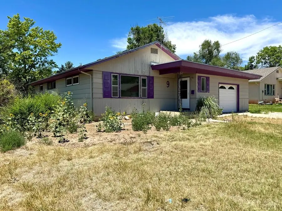 9 Loch Lomond Lane, Pueblo, CO 81001 - #2