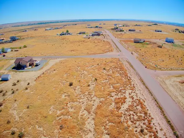 1807 E Jerrian Ln, Pueblo West, CO 81007