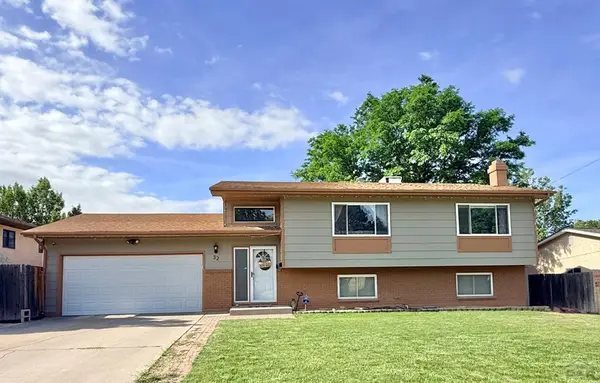 32 Apollo Lane, Pueblo, CO 81001