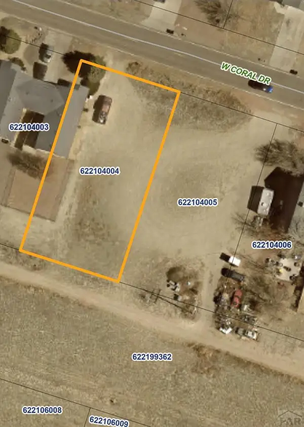 432 W Coral Dr, Pueblo West, CO 81007