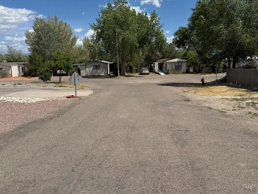 948 S Countryside Ln, Pueblo West, CO 81007 - #3
