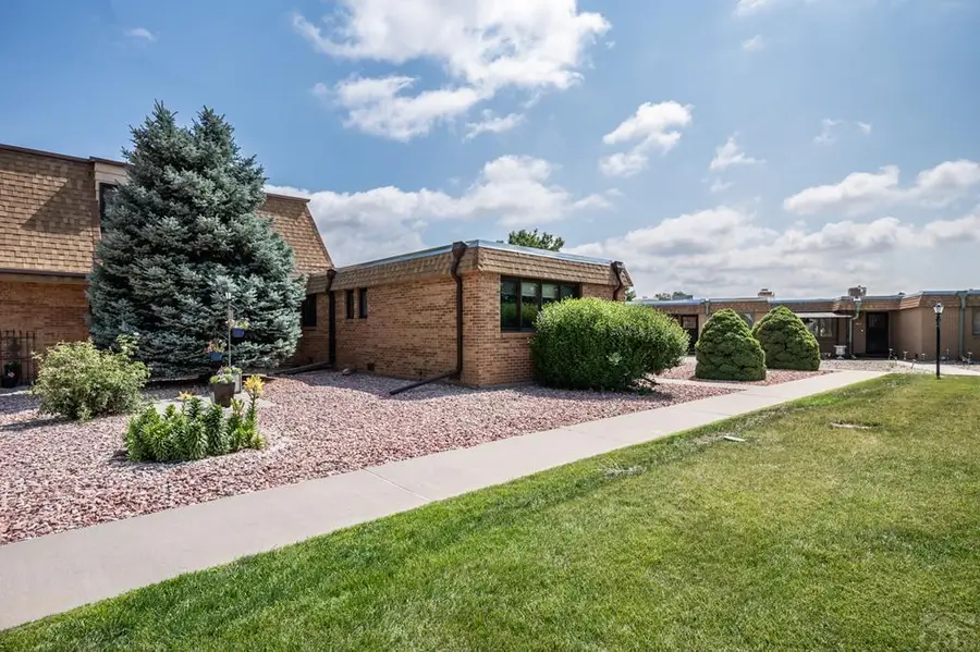 46 Regency Blvd #J, Pueblo, CO 81005 - #2