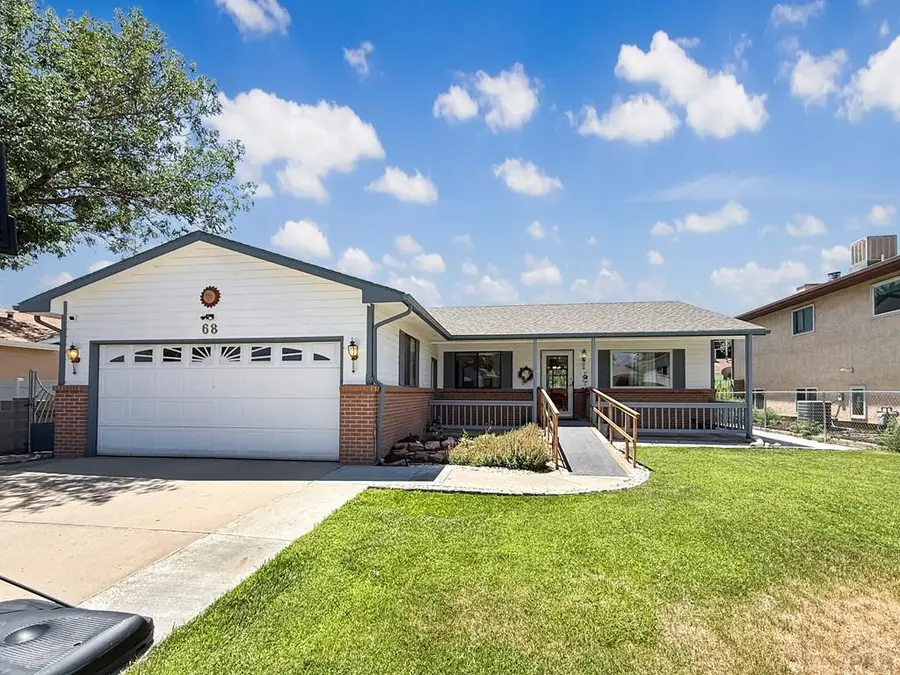 68 Wheatridge Dr, Pueblo, CO 81005 - #2