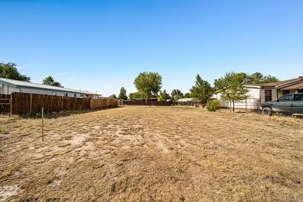 39 E Kipling Dr, Pueblo West, CO 81007