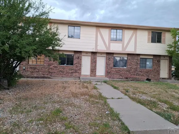 9 - 15 Castle Royal Dr, Pueblo, CO 81005