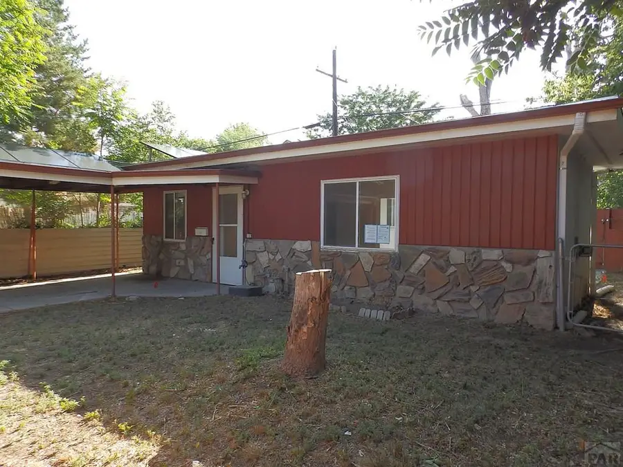 1708 Claremont Ave, Pueblo, CO 81004 - #2