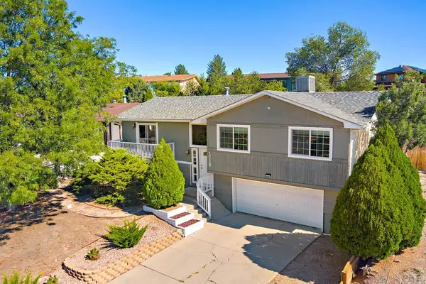 4032 Valley Dr #B, Pueblo, CO 81008