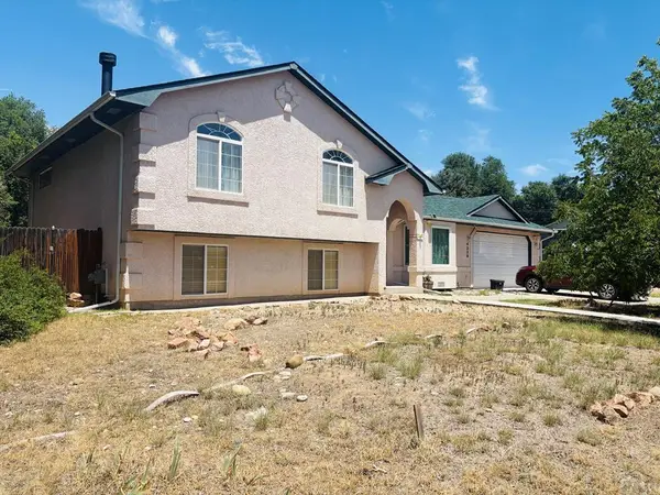 4339 Goodnight Ave, Pueblo, CO 81005