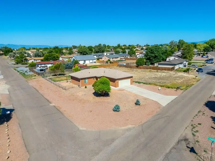 231 S Wiggins Dr, Pueblo West, CO 81007 - #2