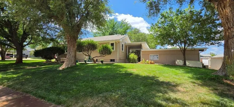 1212 S 7th St, Lamar, CO 81052 - #2