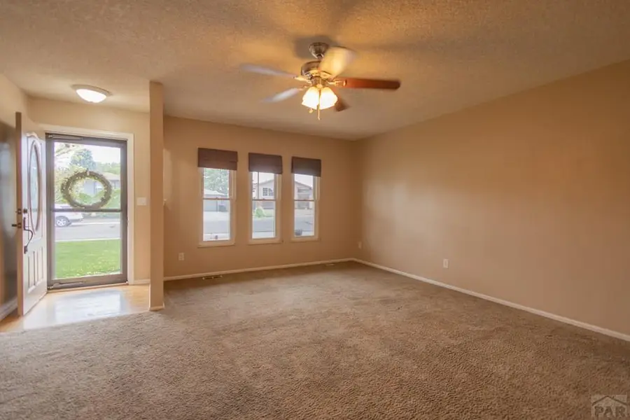 1309 Kingsroyal Blvd, Pueblo, CO 81005 - #2