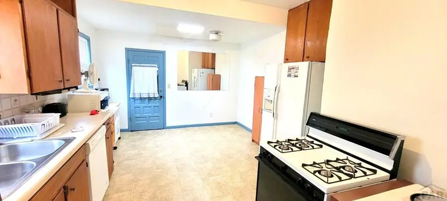511 E Parmenter, Lamar, CO 81052 - #3