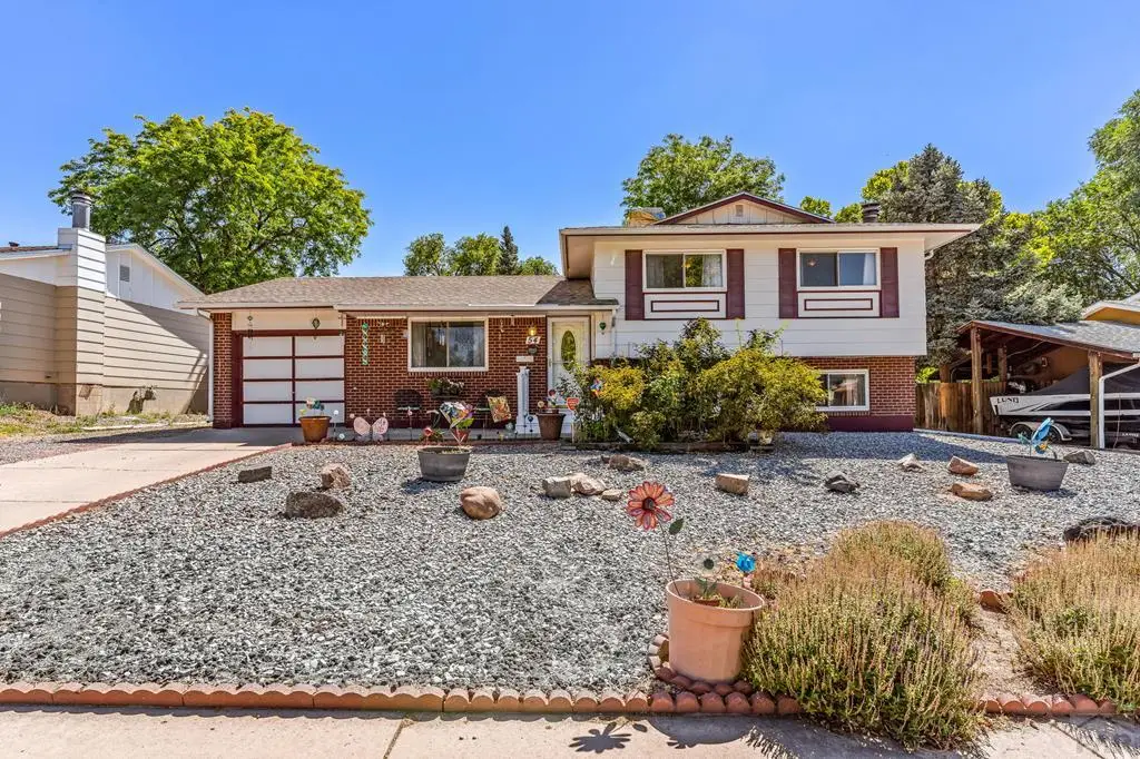 54 Calhoun Rd, Pueblo, CO 81001 - #1