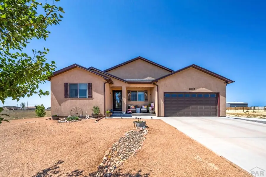 1005 E Kirkwood Dr, Pueblo, CO 81007 - #2