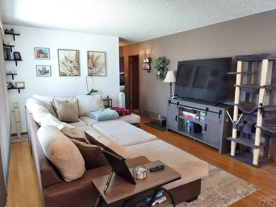 1703 Englewood Dr, Pueblo, CO 81005 - #3