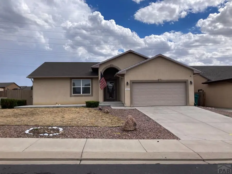 2212 Crestwood Ln, Pueblo, CO 81008 - #2