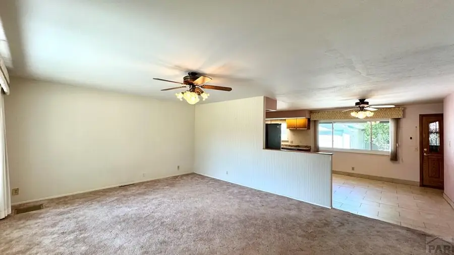 2127 Ridgewood Ln, Pueblo, CO 81005 - #3