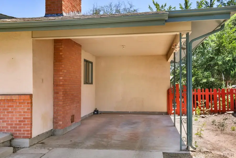 30 Duke St, Pueblo, CO 81005 - #3