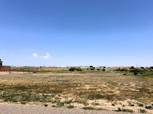 607 E Clarion Dr, Pueblo West, CO 81007