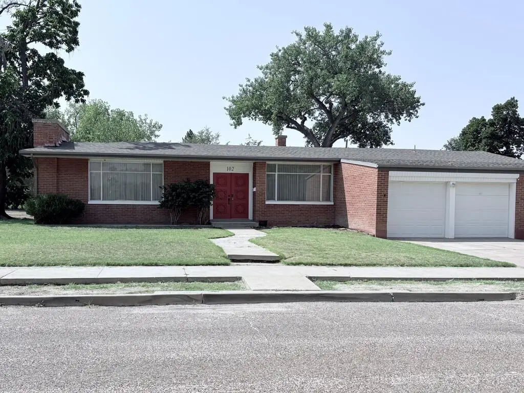 102 W 14th St, La Junta, CO 81050 - #1