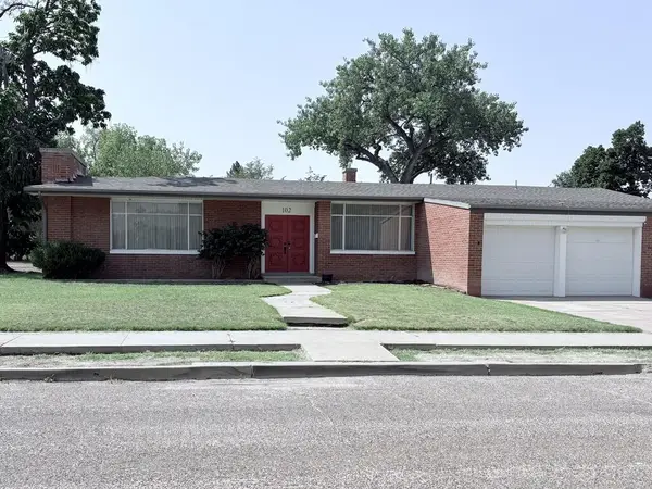 102 W 14th St, La Junta, CO 81050