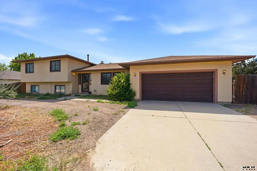 173 S Golfwood Dr E, Pueblo West, CO 81007 - #2