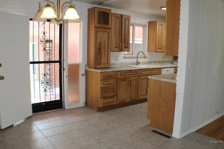 2006 Sherwood Lane, Pueblo, CO 81005 - #3