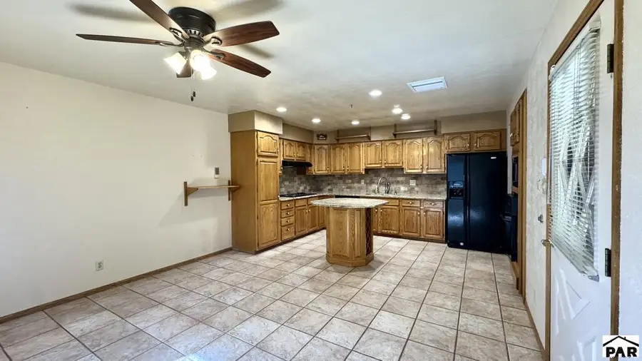 1408 Torchey Way, Pueblo, CO 81006 - #3