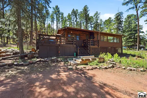 8660 Pine Dr, Beulah, CO 81023