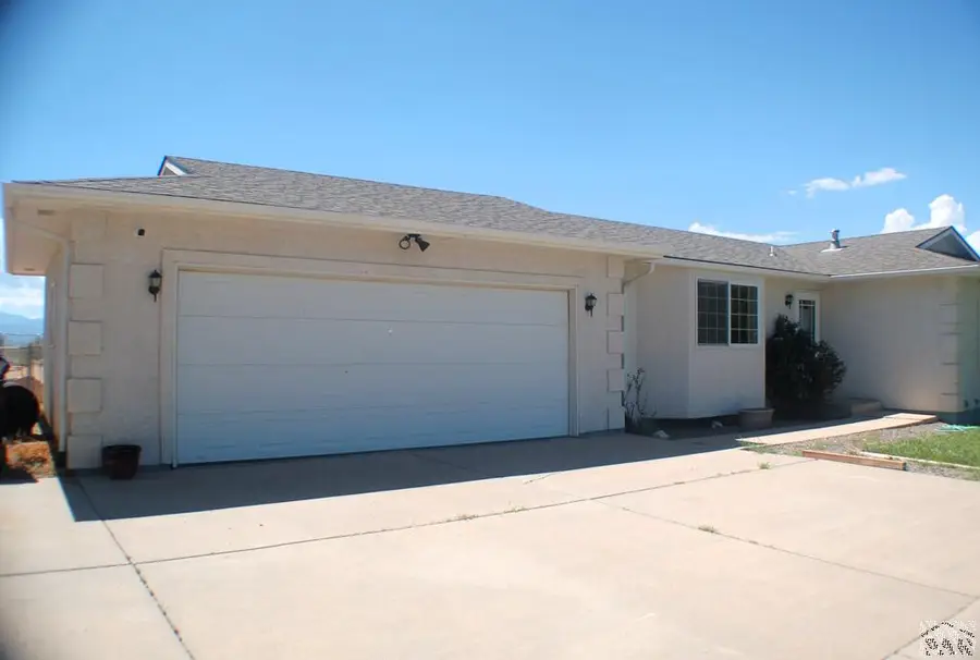939 S Cellini Pl, Pueblo West, CO 81007 - #3