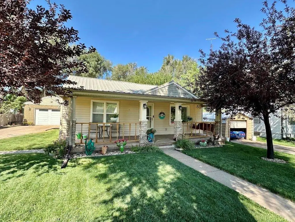 1304 S 6th St, Lamar, CO 81052 - #1